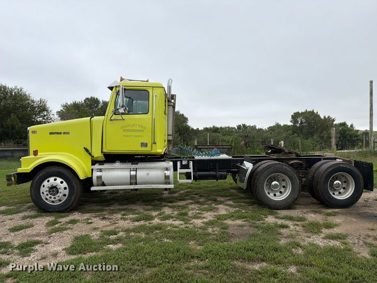 image for item FP3103 2005 Western Star 4900FA semi truck