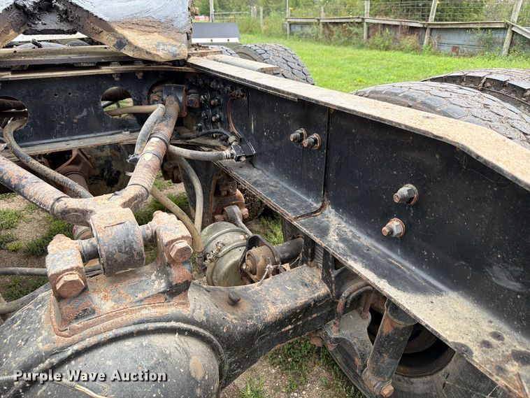 image for item FP3103 2005 Western Star 4900FA semi truck