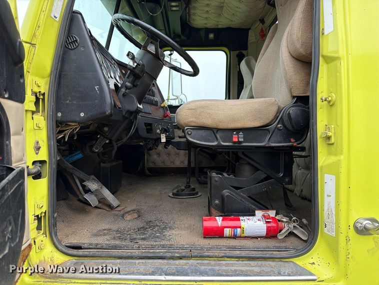 image for item FP3103 2005 Western Star 4900FA semi truck