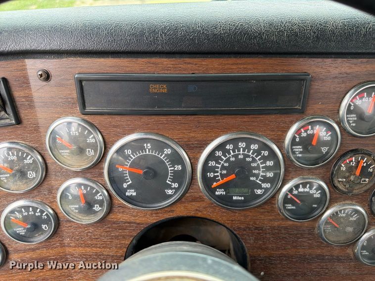 image for item FP3103 2005 Western Star 4900FA semi truck