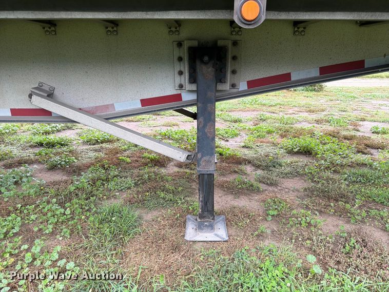 image for item FP3107 2008 Wilson ACF-365 side curtain trailer