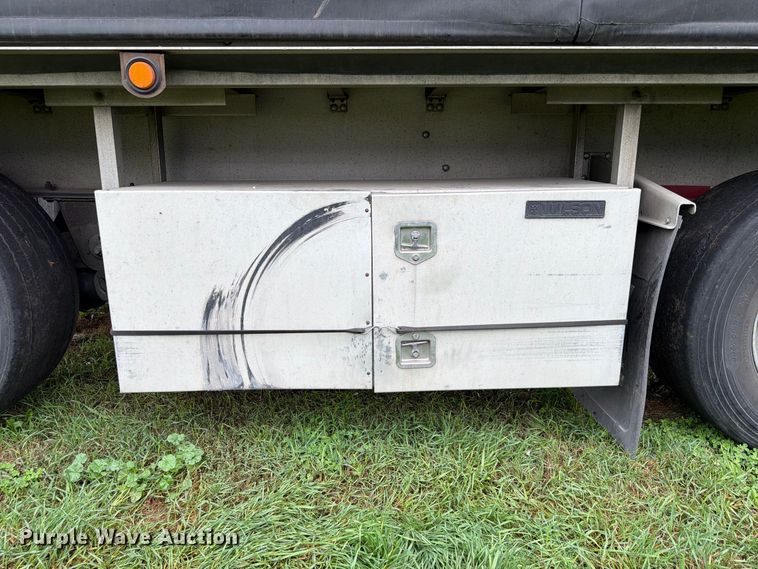 image for item FP3107 2008 Wilson ACF-365 side curtain trailer
