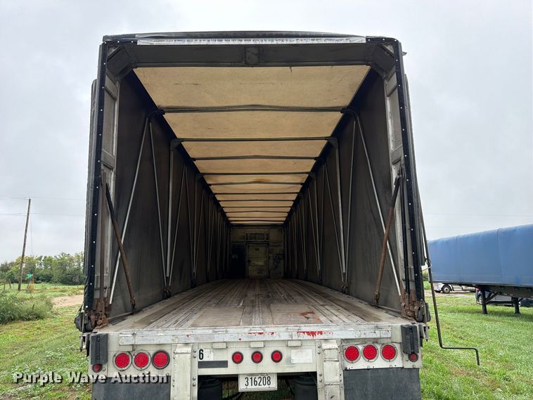 image for item FP3107 2008 Wilson ACF-365 side curtain trailer