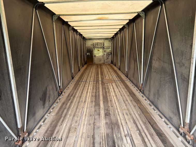 image for item FP3107 2008 Wilson ACF-365 side curtain trailer