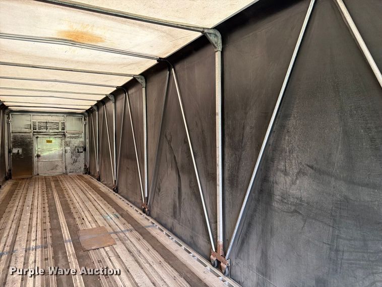 image for item FP3107 2008 Wilson ACF-365 side curtain trailer