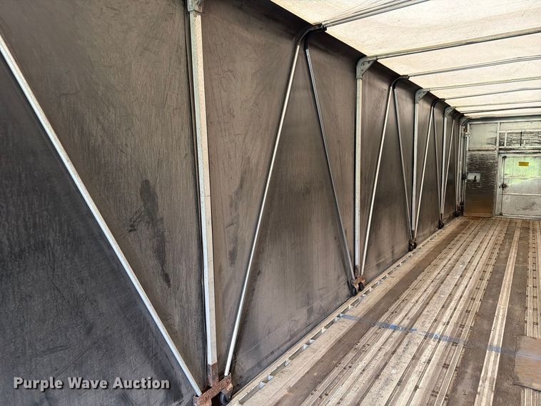 image for item FP3107 2008 Wilson ACF-365 side curtain trailer