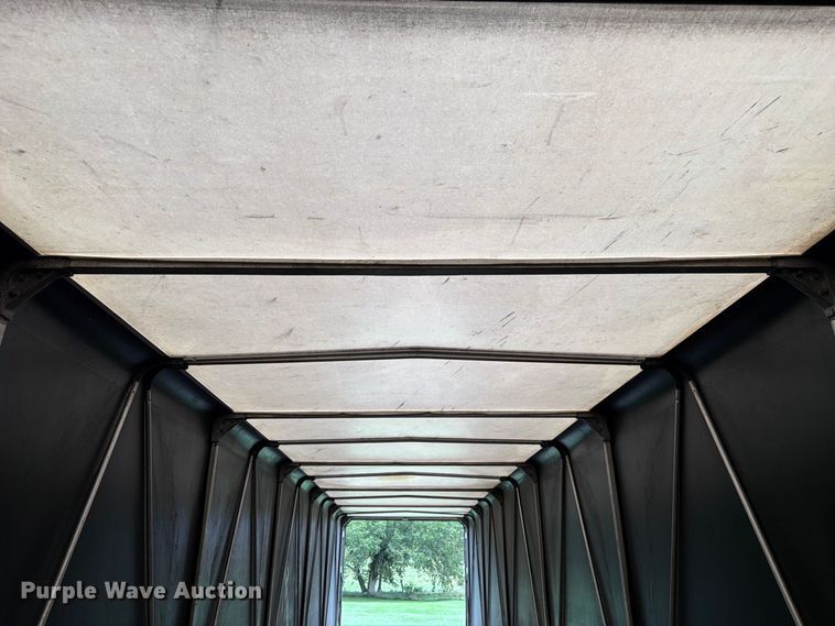 image for item FP3107 2008 Wilson ACF-365 side curtain trailer