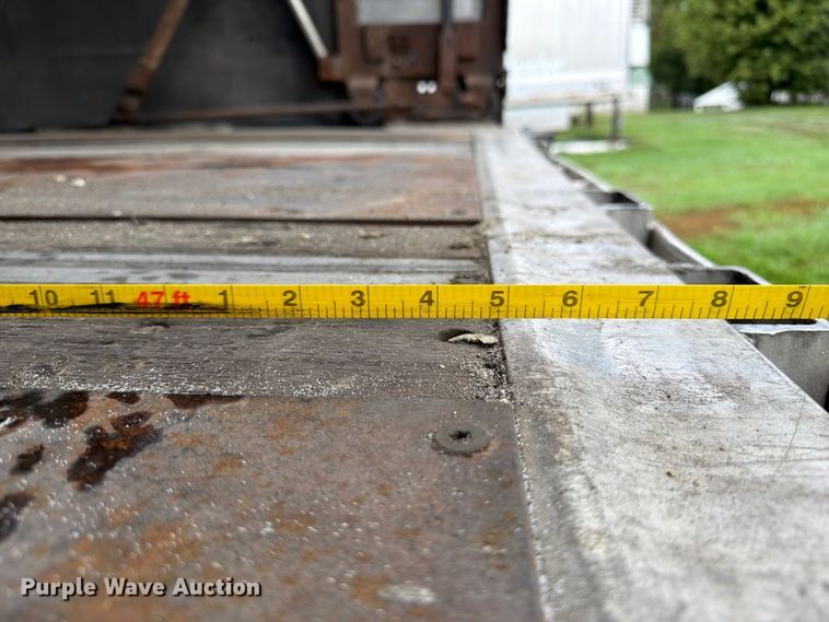 image for item FP3107 2008 Wilson ACF-365 side curtain trailer