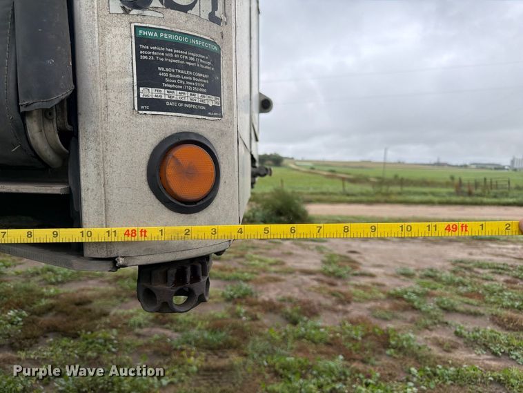 image for item FP3107 2008 Wilson ACF-365 side curtain trailer