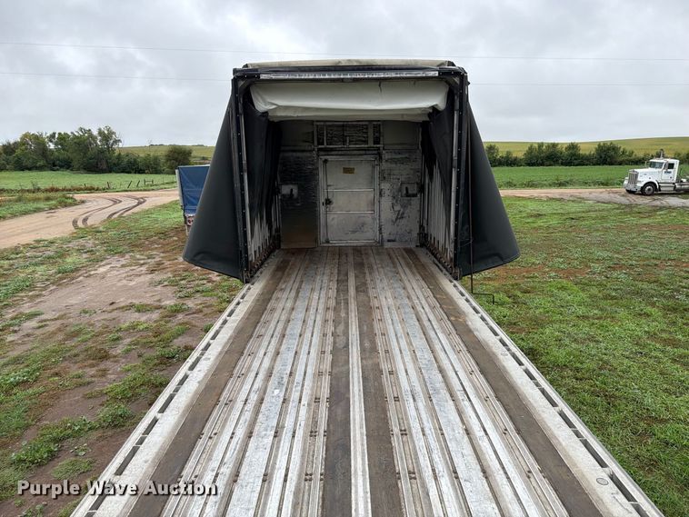image for item FP3107 2008 Wilson ACF-365 side curtain trailer