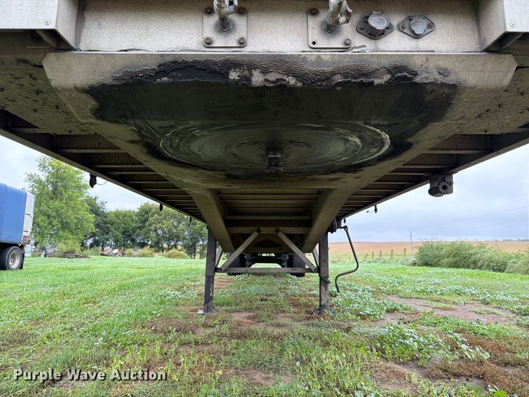 image for item FP3107 2008 Wilson ACF-365 side curtain trailer
