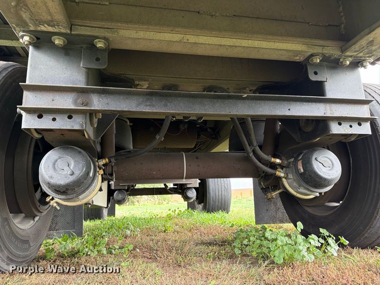 image for item FP3107 2008 Wilson ACF-365 side curtain trailer