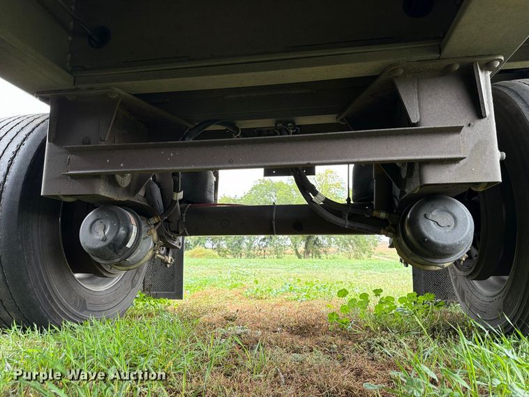 image for item FP3107 2008 Wilson ACF-365 side curtain trailer
