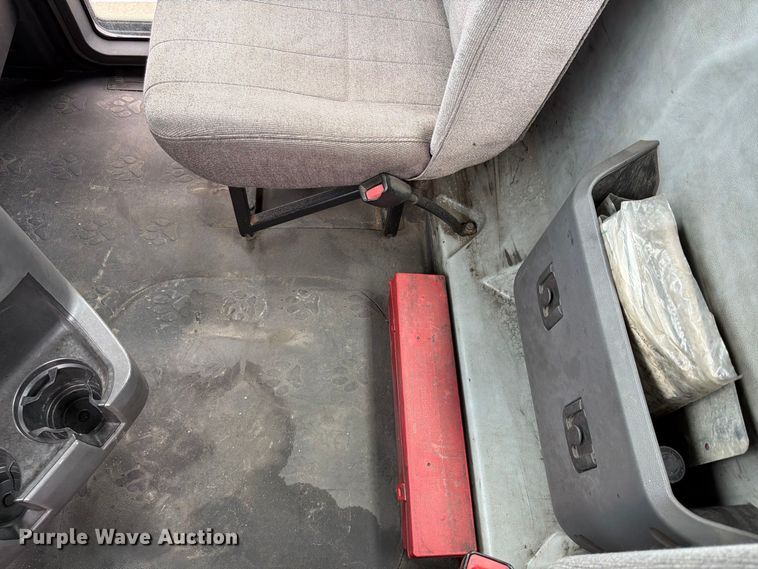 image for item FP4056 2016 Mack CXU semi truck