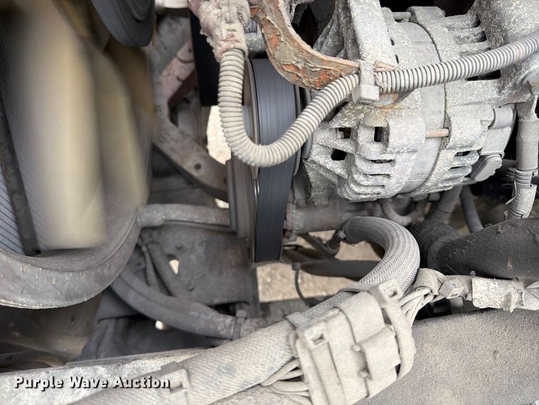 image for item FP4056 2016 Mack CXU semi truck