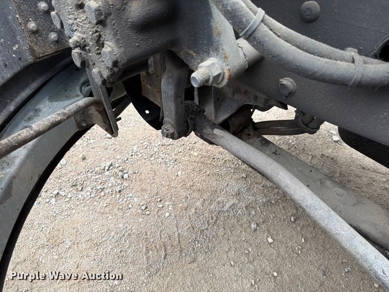 image for item FP4056 2016 Mack CXU semi truck