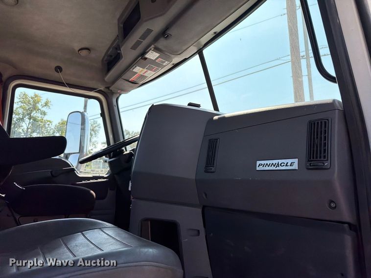 2017 Mack CXU613