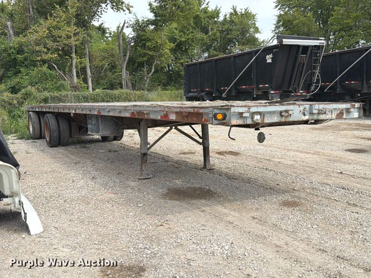 image for item FT6340 1988 Great Dane GPWSAR-245 flatbed trailer