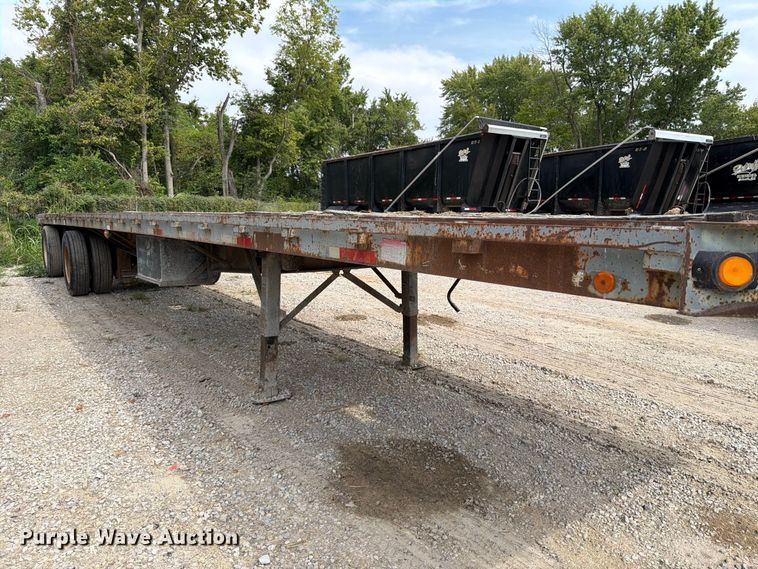 image for item FT6340 1988 Great Dane GPWSAR-245 flatbed trailer