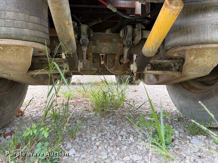 image for item FT6340 1988 Great Dane GPWSAR-245 flatbed trailer