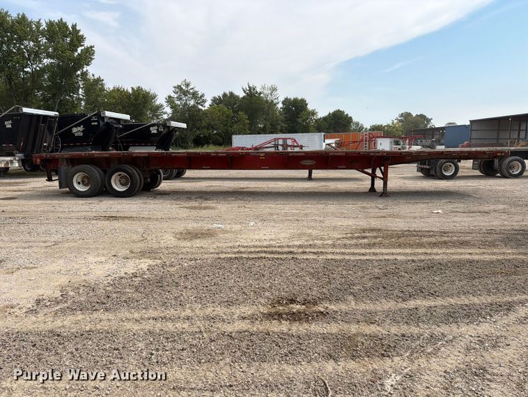 image for item FT6341 1992 Fontaine FTW-5-8048F flatbed trailer