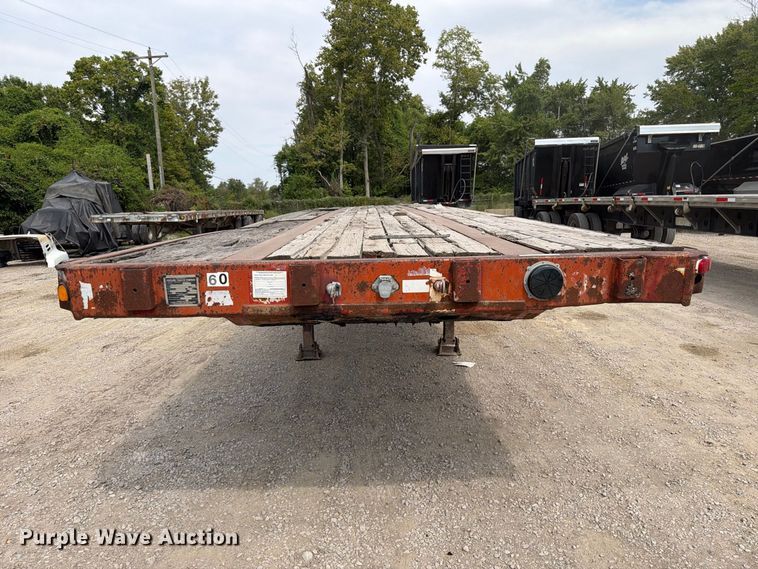 image for item FT6341 1992 Fontaine FTW-5-8048F flatbed trailer