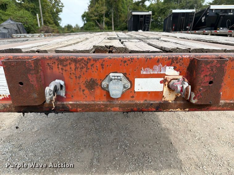 image for item FT6341 1992 Fontaine FTW-5-8048F flatbed trailer