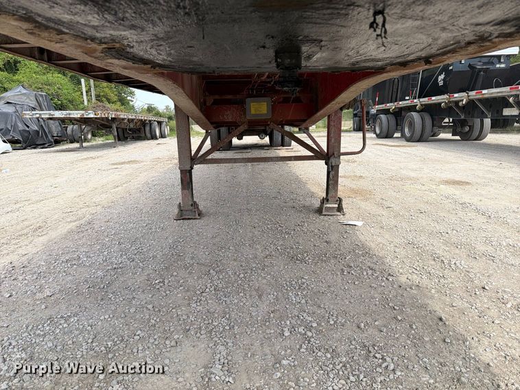 image for item FT6341 1992 Fontaine FTW-5-8048F flatbed trailer