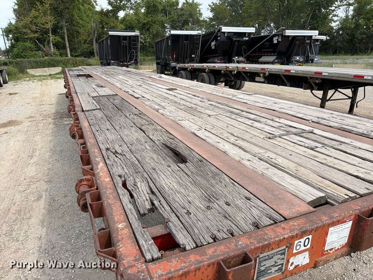 image for item FT6341 1992 Fontaine FTW-5-8048F flatbed trailer