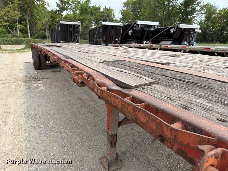 image for item FT6341 1992 Fontaine FTW-5-8048F flatbed trailer