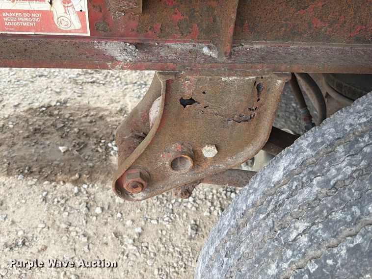 image for item FT6341 1992 Fontaine FTW-5-8048F flatbed trailer