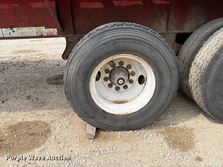 image for item FT6341 1992 Fontaine FTW-5-8048F flatbed trailer