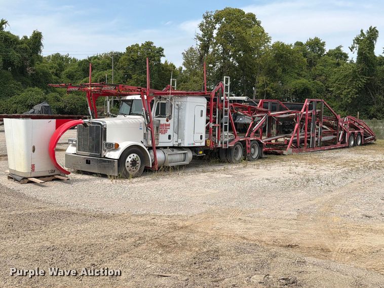 image for item FT6345 2007 Peterbilt 379 car carrier truck with car carrier trailer