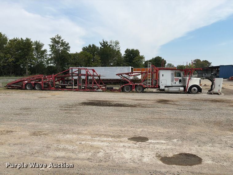 image for item FT6345 2007 Peterbilt 379 car carrier truck with car carrier trailer