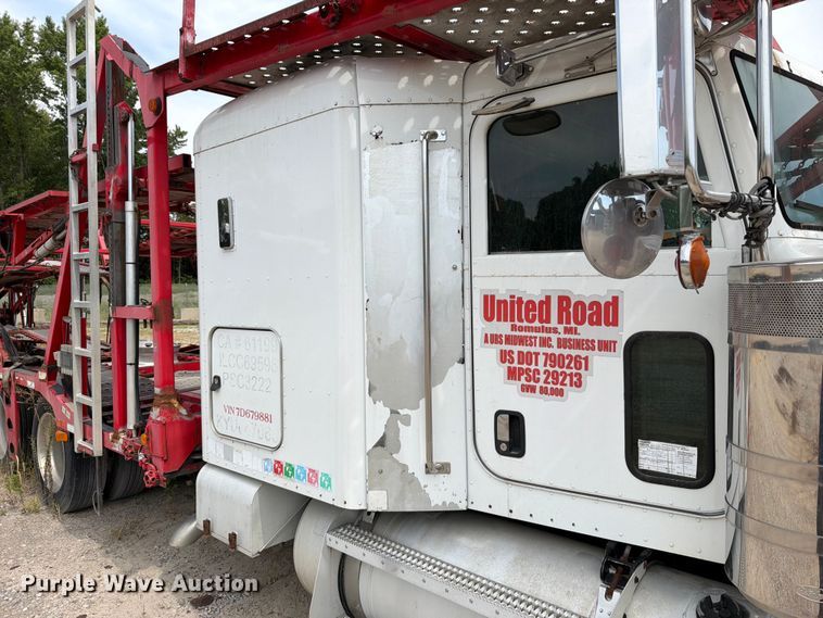 image for item FT6345 2007 Peterbilt 379 car carrier truck with car carrier trailer