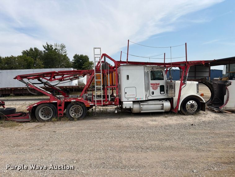 image for item FT6345 2007 Peterbilt 379 car carrier truck with car carrier trailer