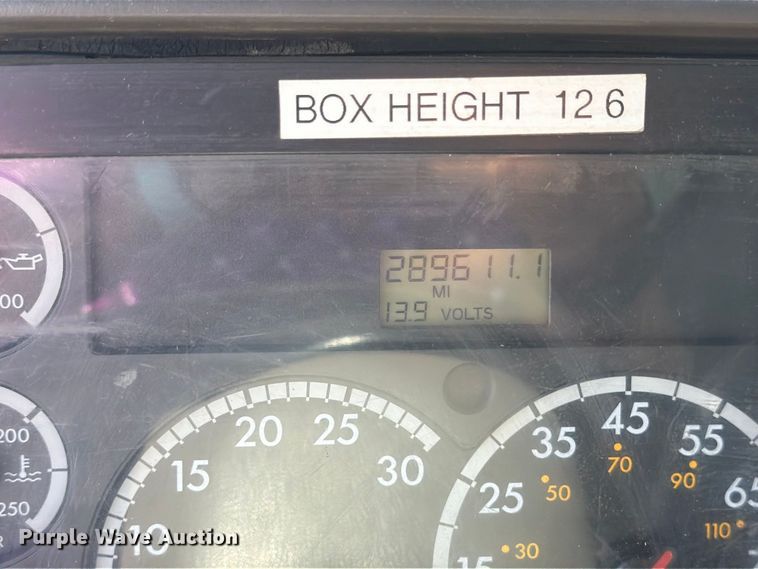 image for item FT8091 2003 Sterling Acterra box truck
