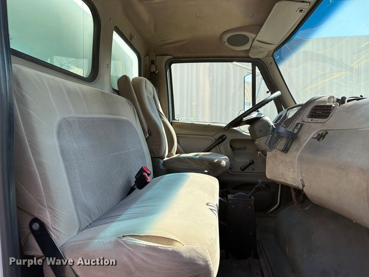 image for item FT8091 2003 Sterling Acterra box truck