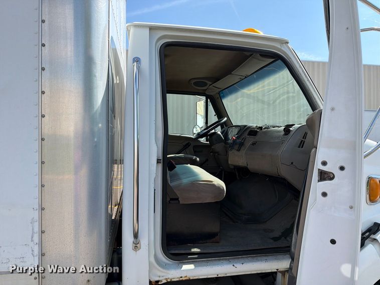 image for item FT8091 2003 Sterling Acterra box truck