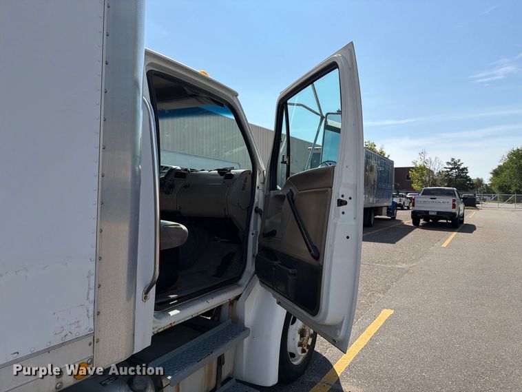 image for item FT8091 2003 Sterling Acterra box truck