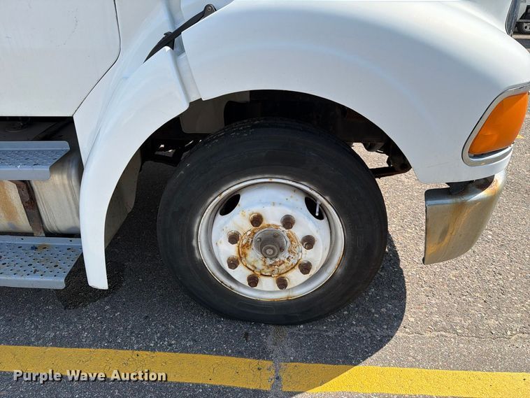 image for item FT8091 2003 Sterling Acterra box truck