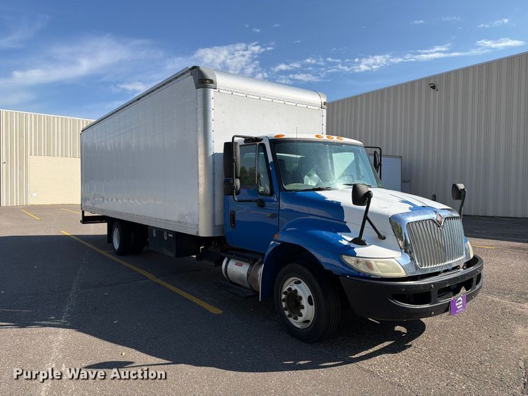 image for item FT8092 2014 International DuraStar 4300 box truck