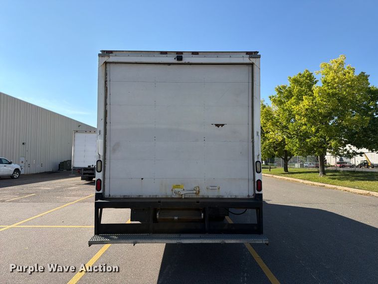 image for item FT8092 2014 International DuraStar 4300 box truck