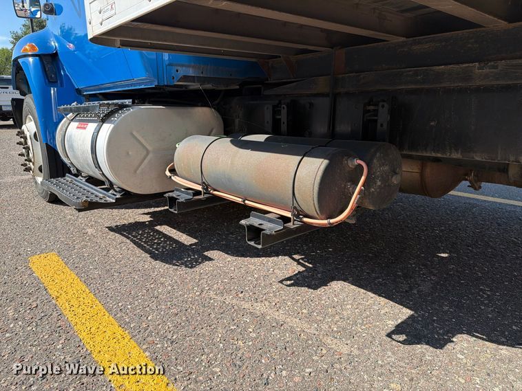 image for item FT8092 2014 International DuraStar 4300 box truck