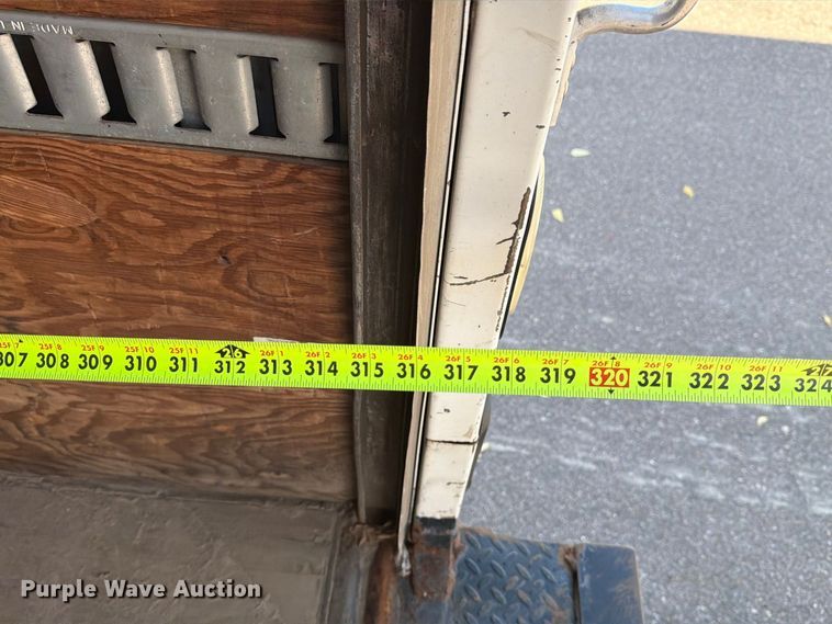 image for item FT8092 2014 International DuraStar 4300 box truck
