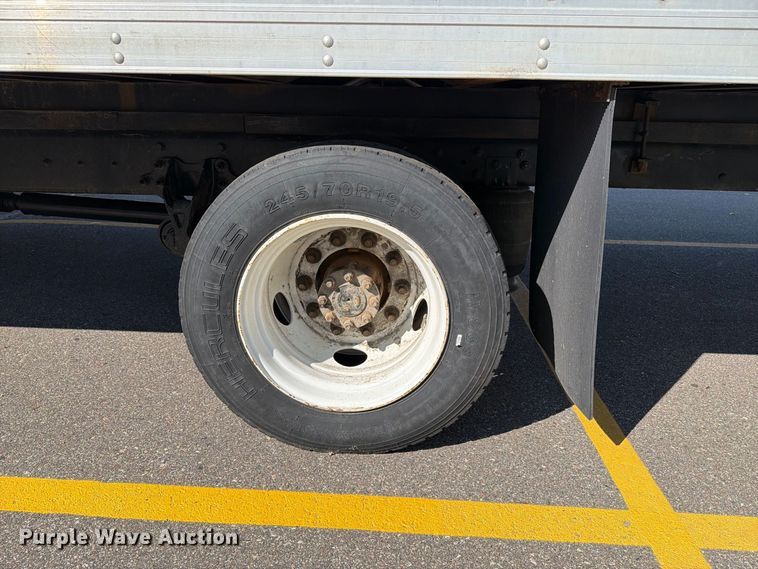 image for item FT8092 2014 International DuraStar 4300 box truck