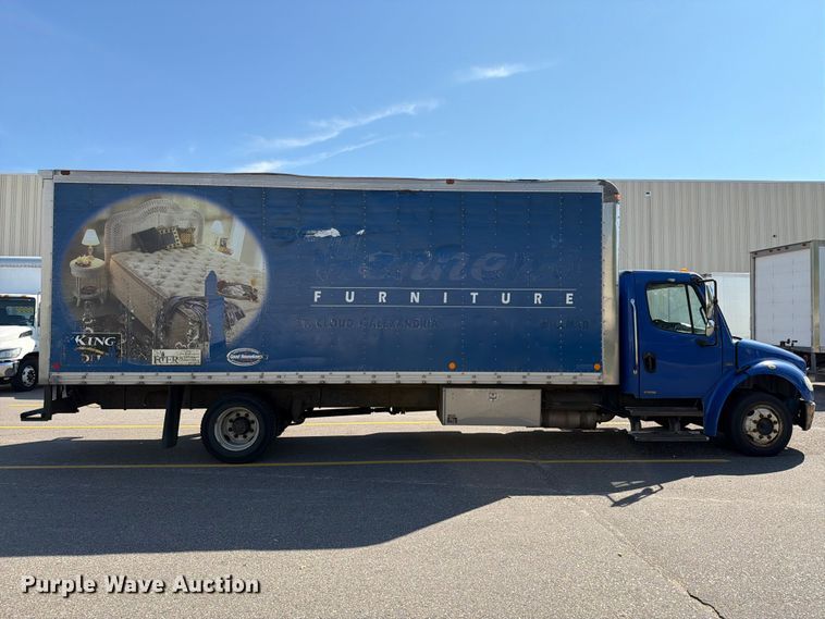 image for item FT8093 2007 Freightliner Business Class M2 box truck