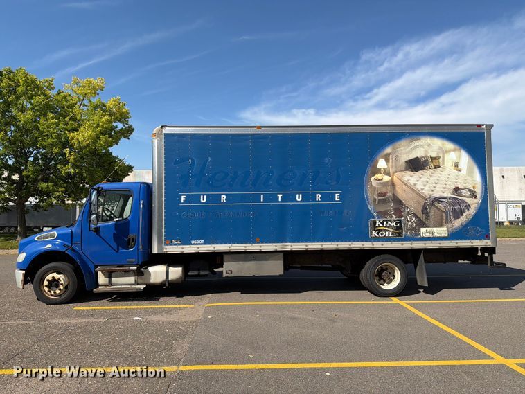 image for item FT8093 2007 Freightliner Business Class M2 box truck