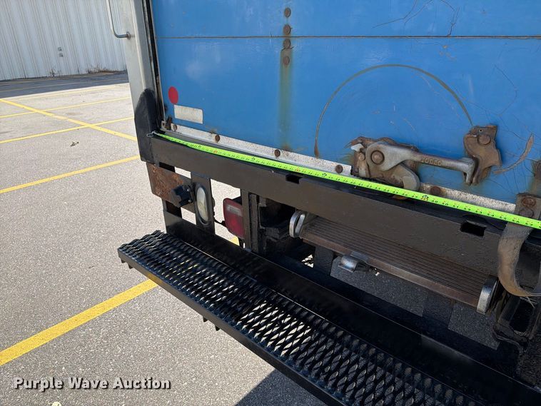 image for item FT8093 2007 Freightliner Business Class M2 box truck