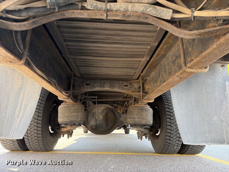 image for item FT8093 2007 Freightliner Business Class M2 box truck